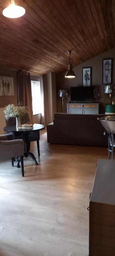 Отель Le Relais De Chassepierre Экстерьер фото