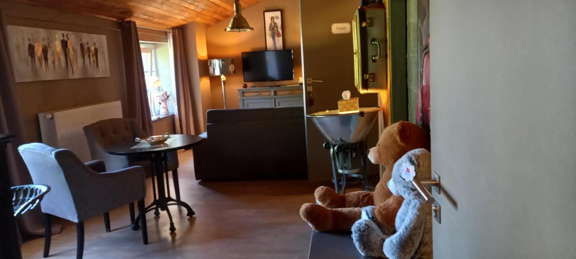 Отель Le Relais De Chassepierre Экстерьер фото