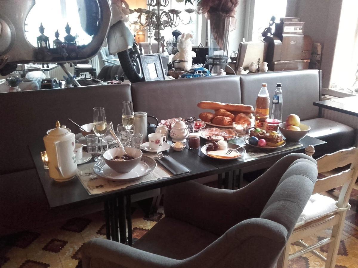 Отель Le Relais De Chassepierre Экстерьер фото